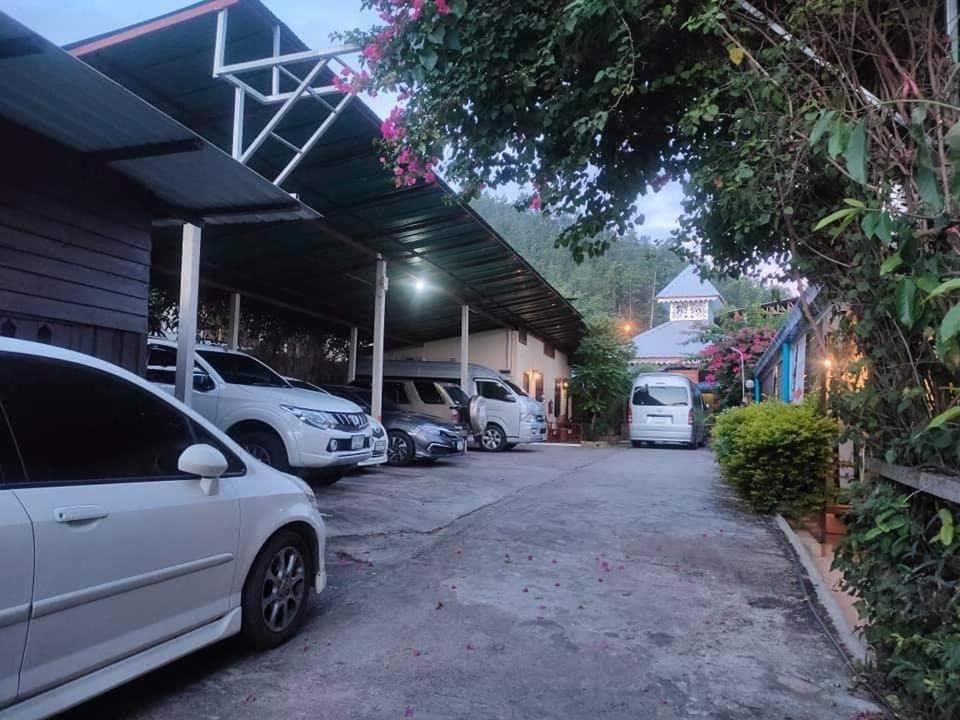Boondee House Hotel Mae Hong Son Exterior photo