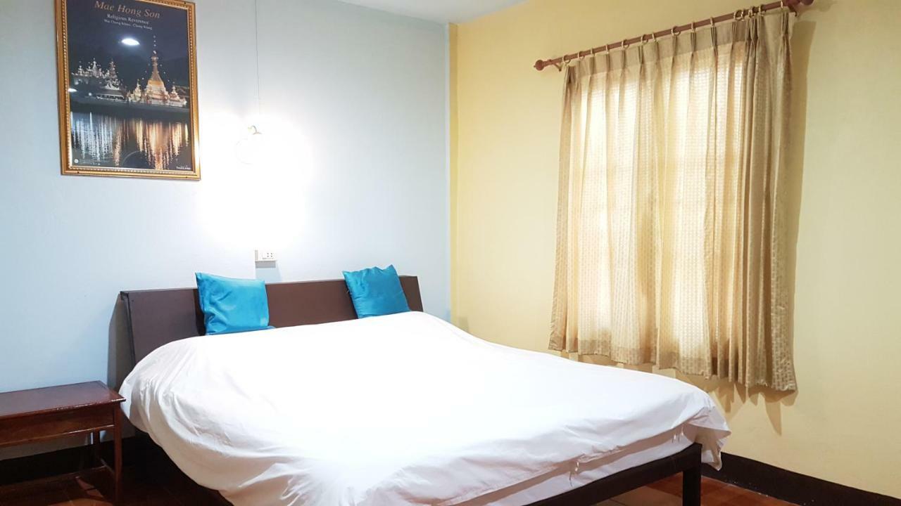 Boondee House Hotel Mae Hong Son Exterior photo