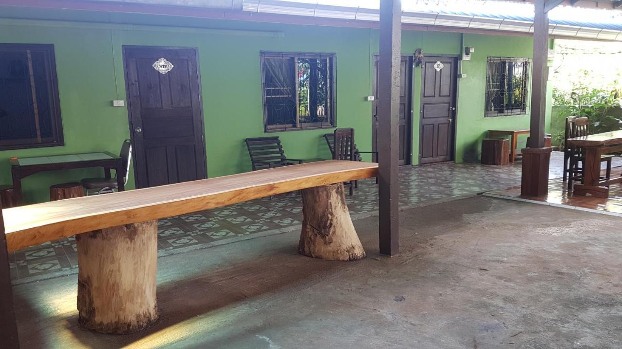 Boondee House Hotel Mae Hong Son Exterior photo