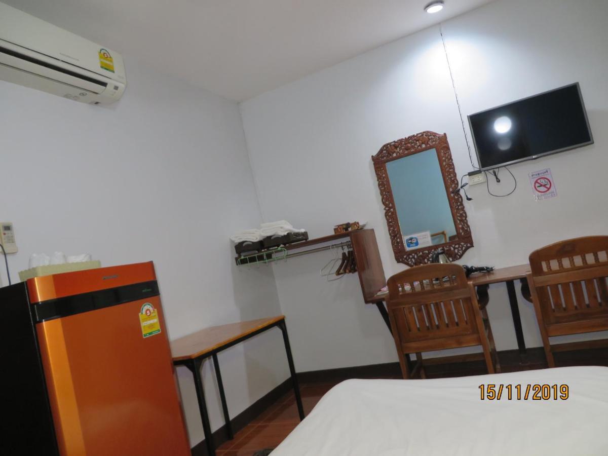 Boondee House Hotel Mae Hong Son Exterior photo