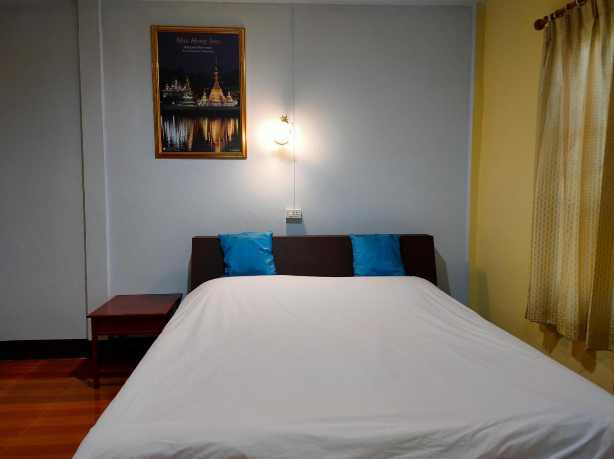 Boondee House Hotel Mae Hong Son Exterior photo